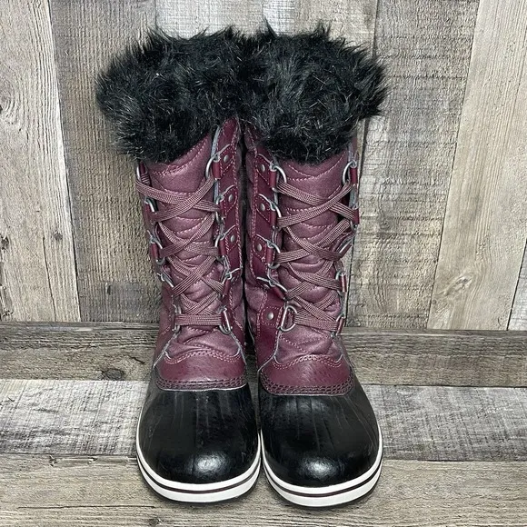 Big Kids Girls Sorel Tofino II Plum Purple Faux Fur Quilted Snow Boots Size 5 Y