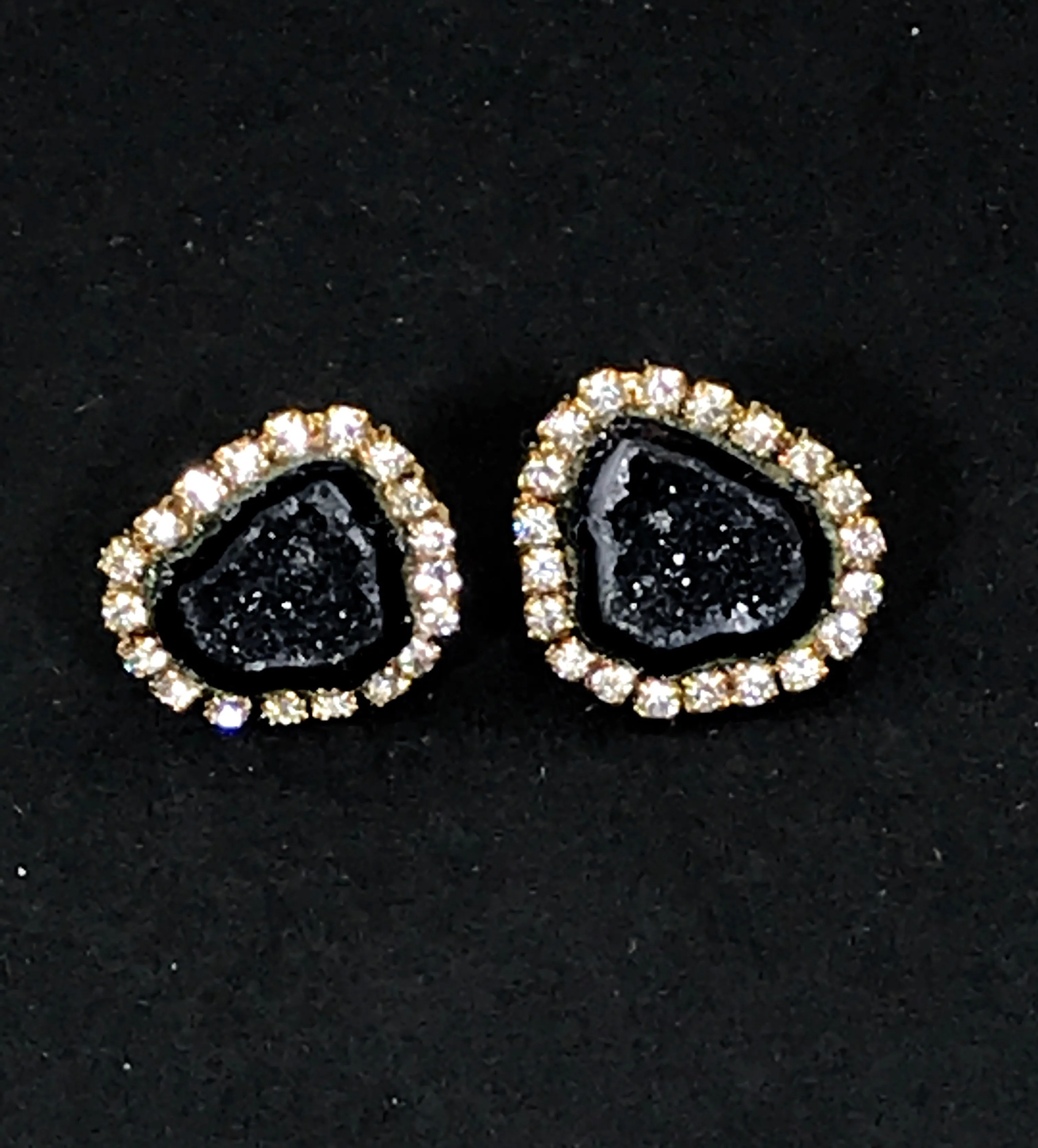 Black Tabasco Geode Stud Earrings Diamond Style