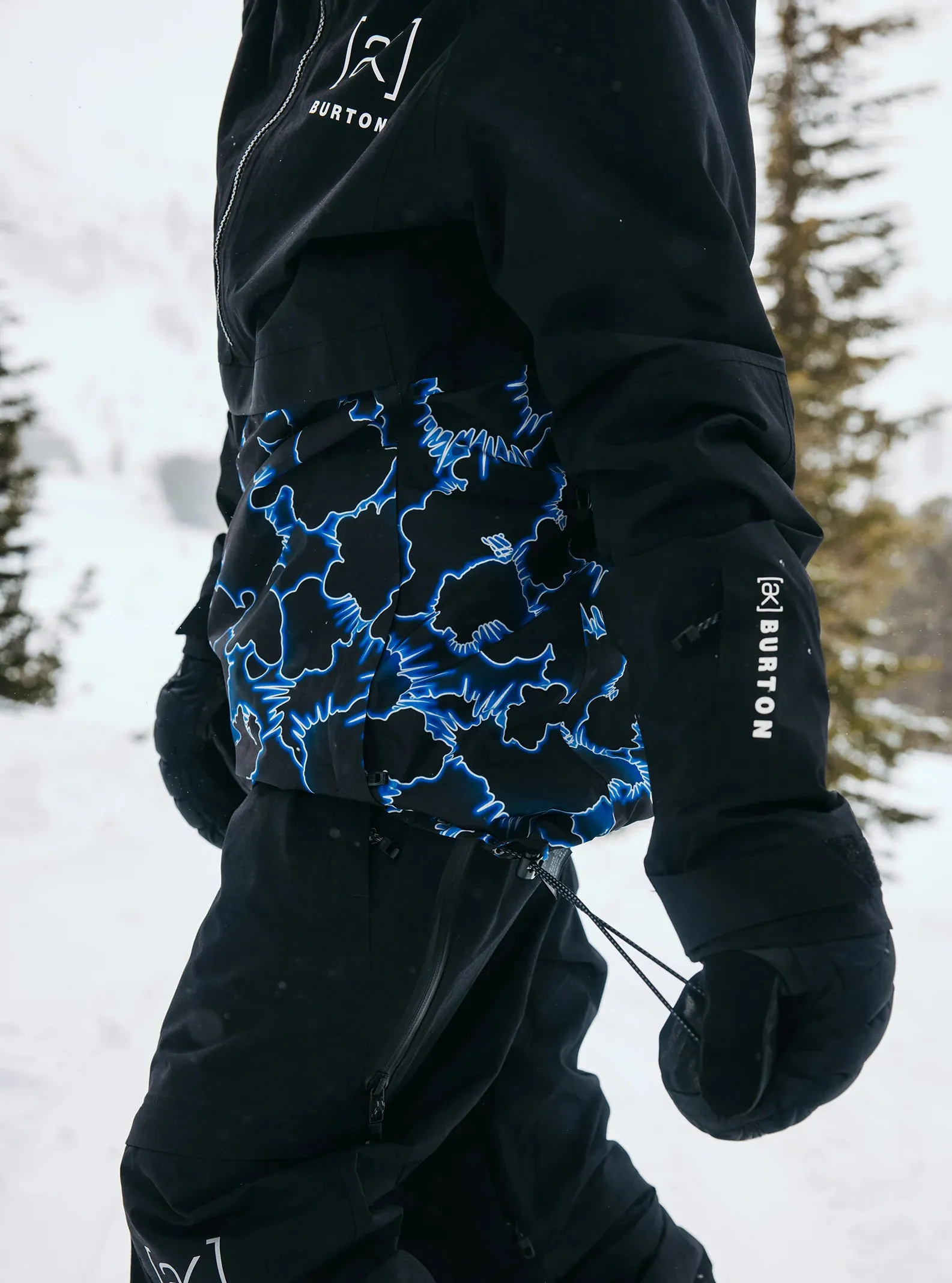 Burton [ak] Kimmy GORE-TEX Anorak Jacket Womens 2025 Black / Glow