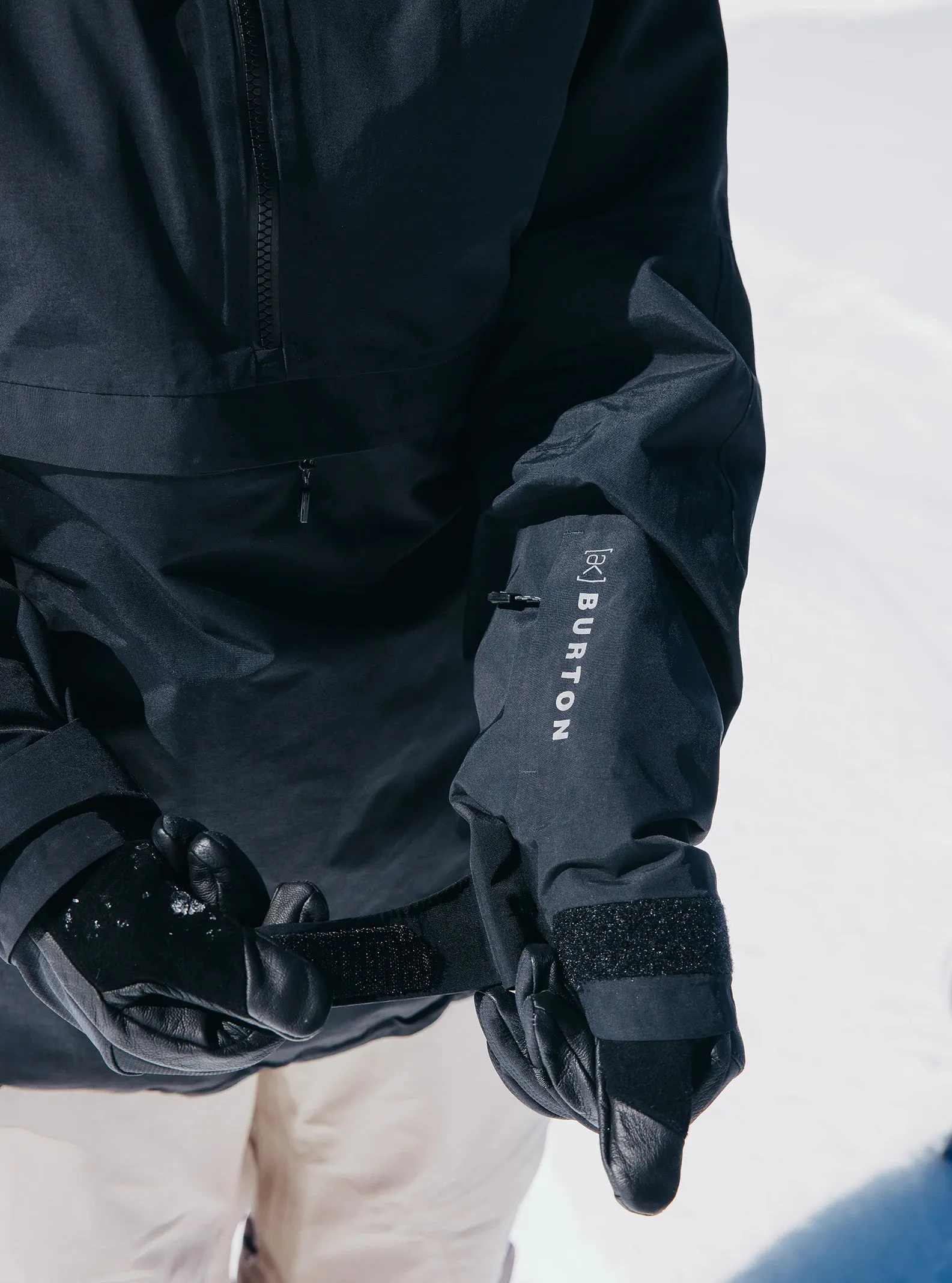 Burton [ak] Kimmy GORE-TEX Anorak Jacket Womens 2025 Black