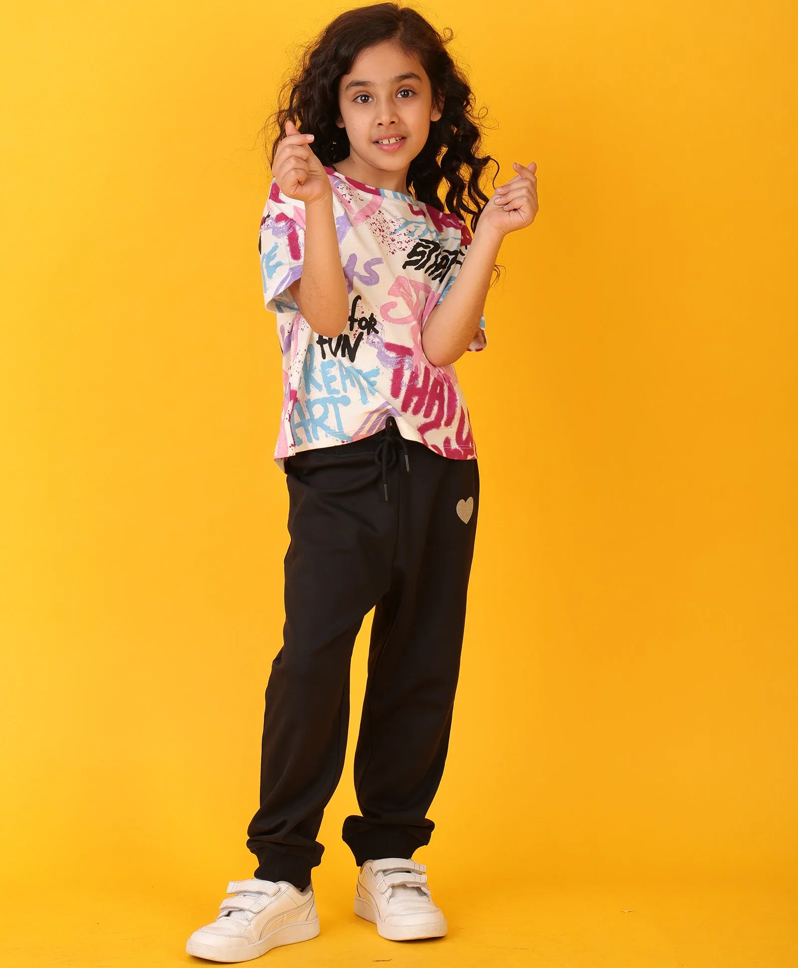 CREATE ART BLACK HEART SUMMER JOGGER SET - WHITE/BLACK
