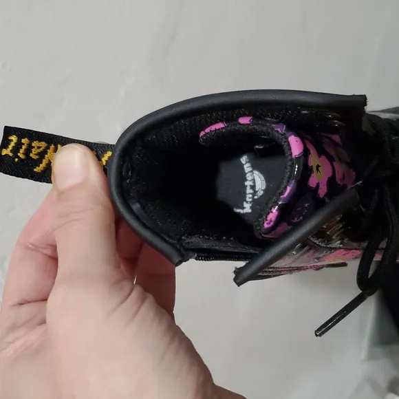 Dr Marten 1460 Pansey Black &amp; Pink Floral Boots Girls Size 10