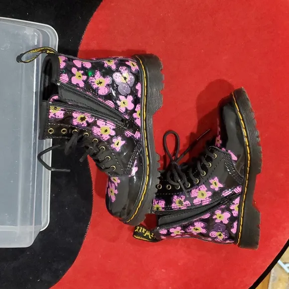 Dr Marten 1460 Pansey Black &amp; Pink Floral Boots Girls Size 10