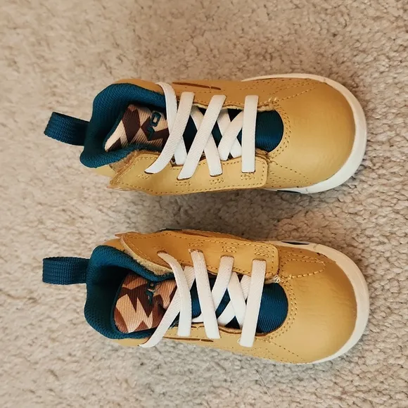 Jordan MVP 3peat toddler sneakers NWT