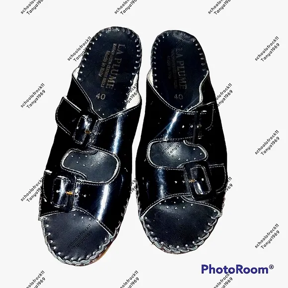 La Plume brand Patent Leather sandals