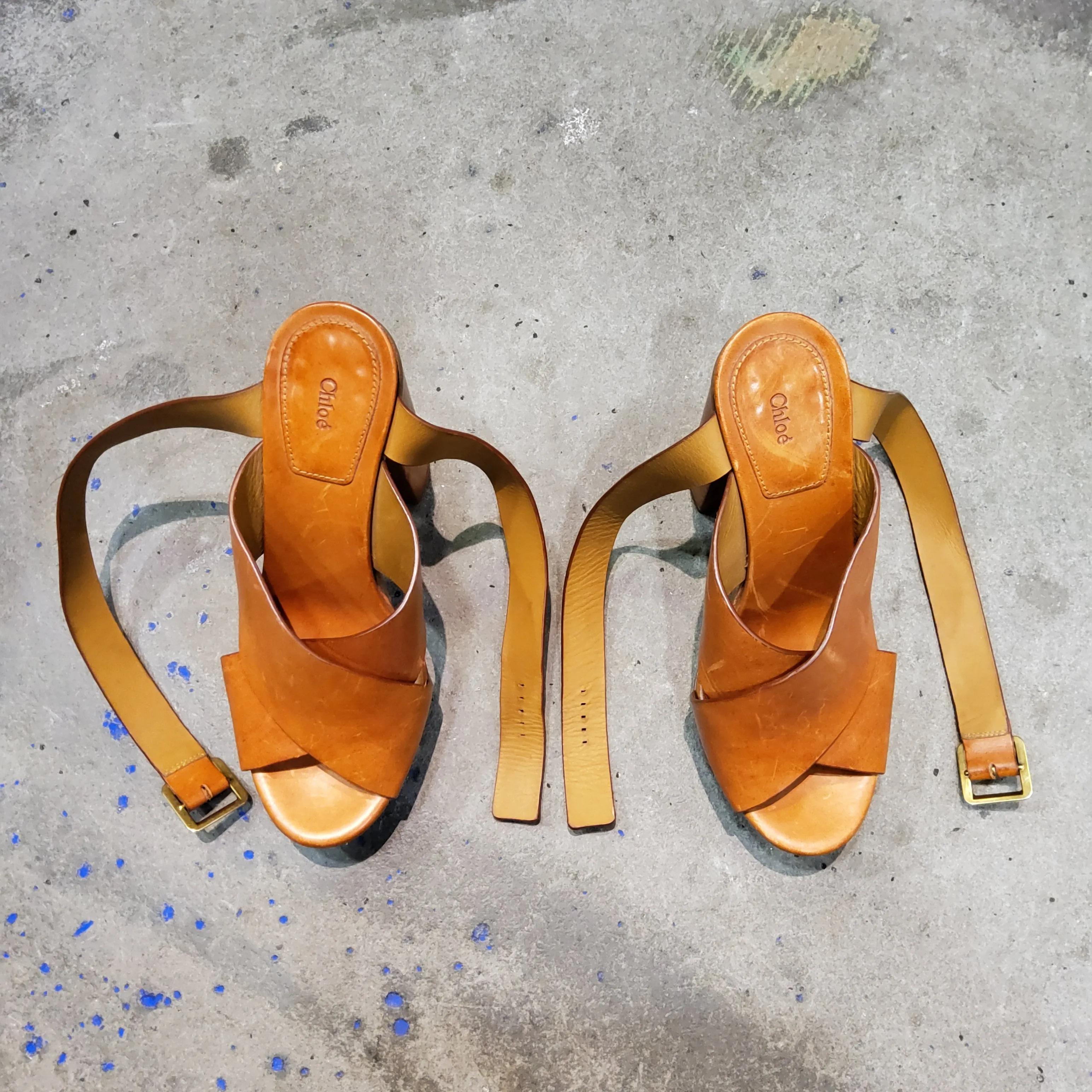 Leather sandals