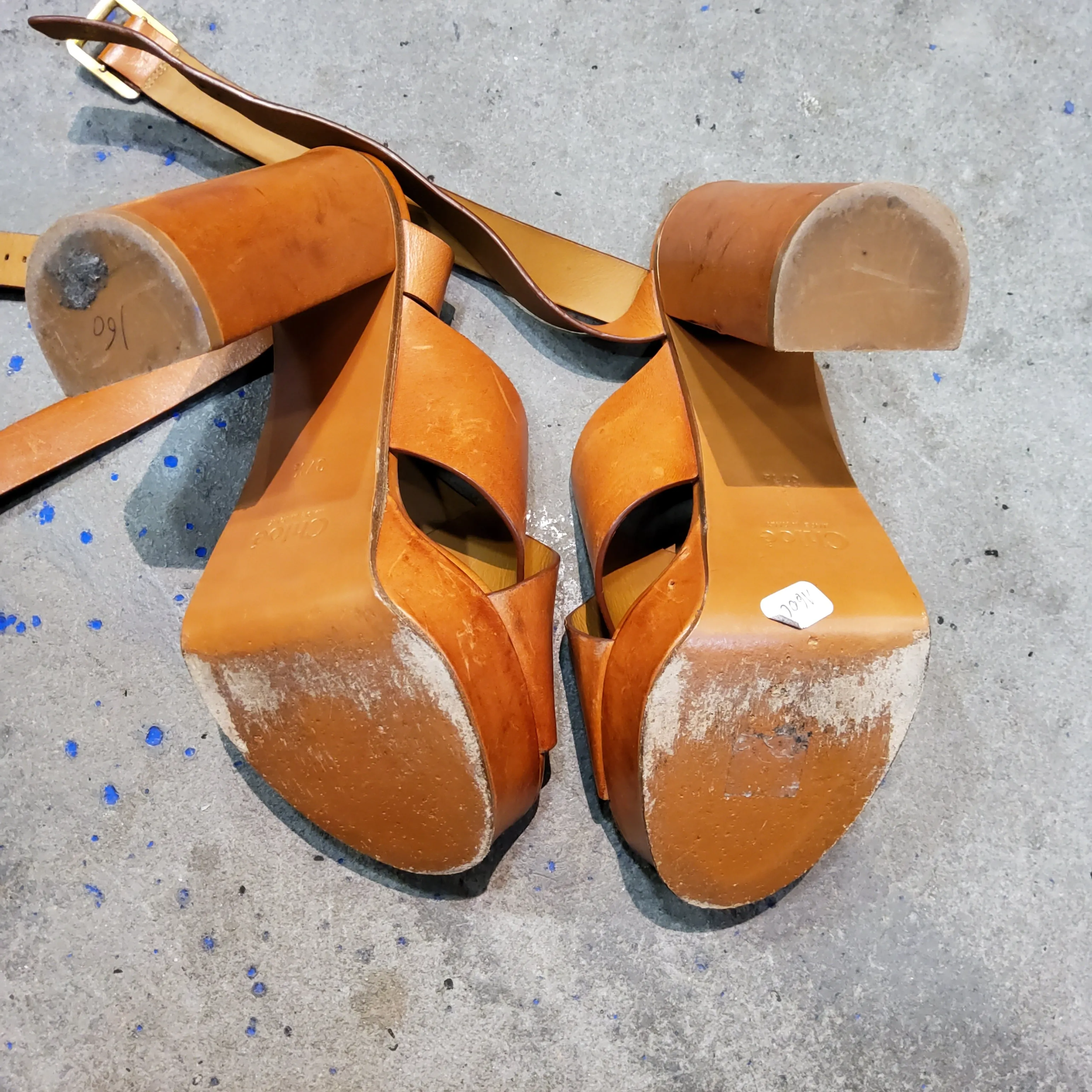 Leather sandals