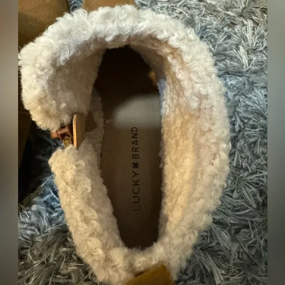 Lucky Brand Women’s brown ankle boots size 7