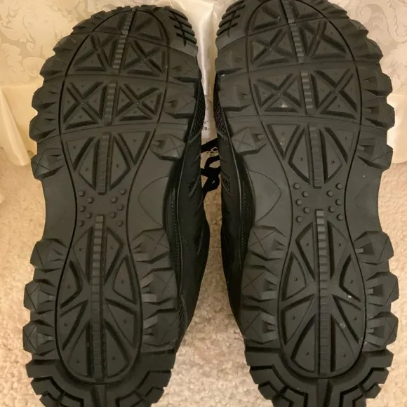MT. EMEY OUTDOOR MENS SNEAKERS