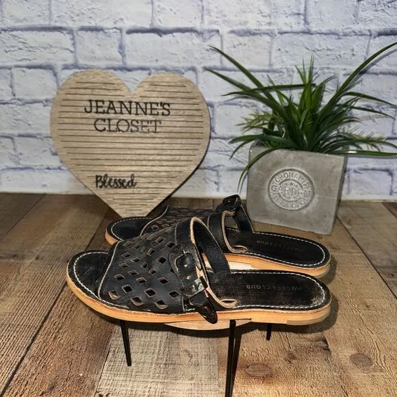Musse &amp; Cloud Womens Size 7 Sandals Brown Leather Perf Buckle Slide Flats EU 38