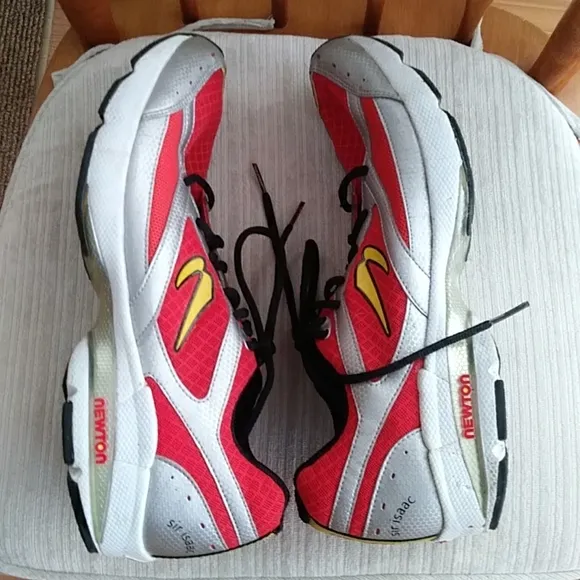 Newton Running Sir Isaac Sneaker Shoe 11.5 Red Silver Yellow