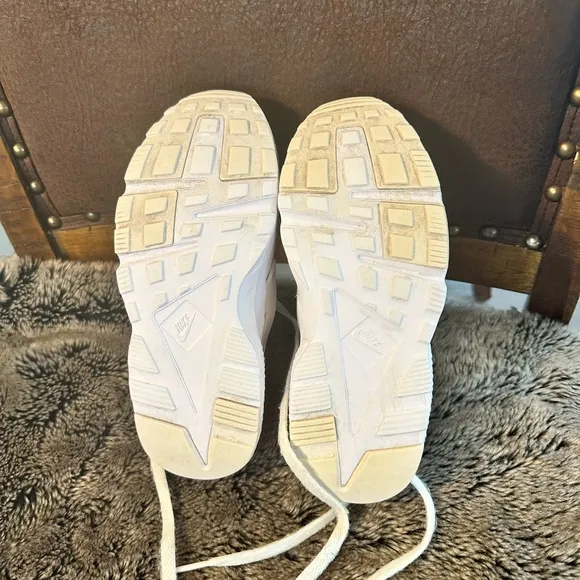 Nike Air Huarache White Sneakers, size 1