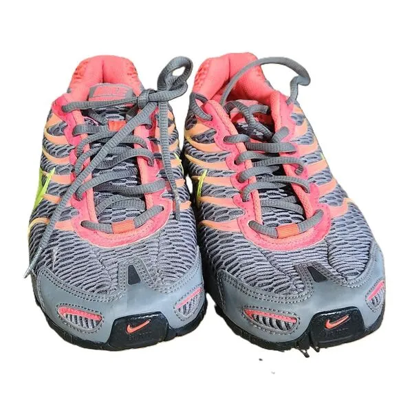 Nike Air Max Womens Gray Pink Green Running Sneaker Size US 7