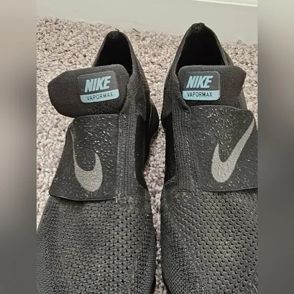 Nike Air Vapormax sneakers size 7.5