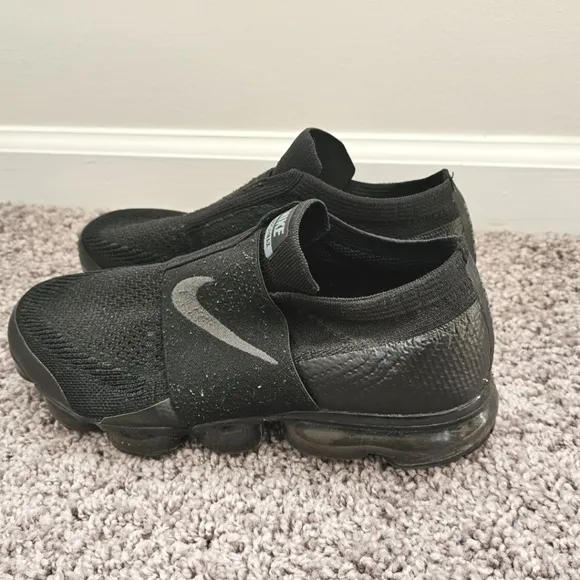 Nike Air Vapormax sneakers size 7.5