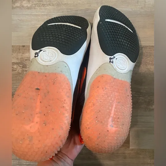 Nike Explor Sneakers-5.5Y