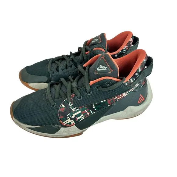 Nike Freak 2 GS Ashiko Green Camo Sneakers Sz 5Y