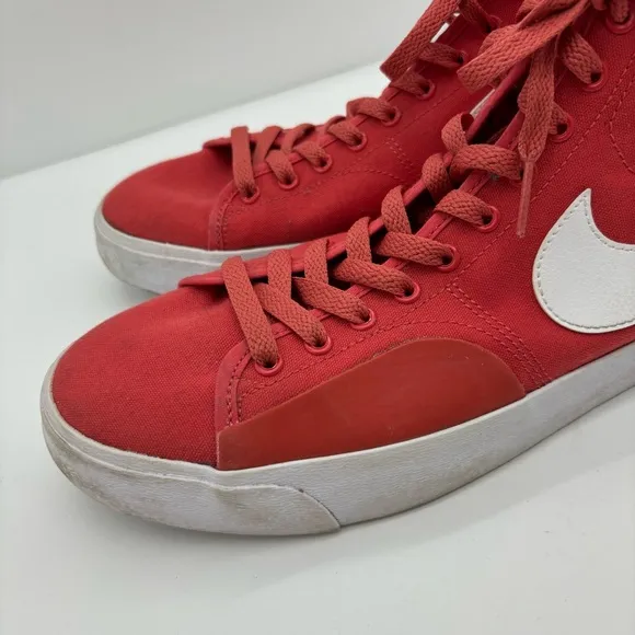 Nike SB Blazer Court Mid Sneakers