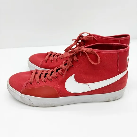 Nike SB Blazer Court Mid Sneakers