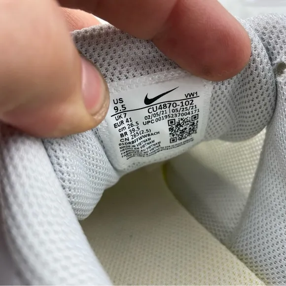 Nike Women's Air Max AP Sneakers White/Pure Platinum Women's Size 9.5