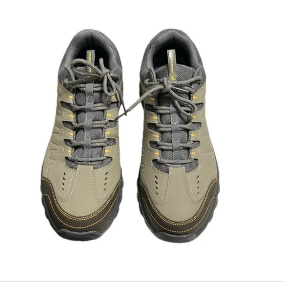 Skechers Men's Dynamite AT Sneakers  Size 13