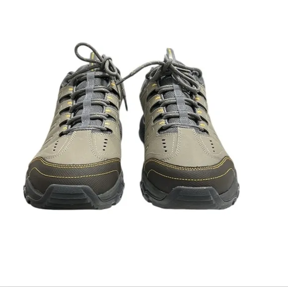 Skechers Men's Dynamite AT Sneakers  Size 13