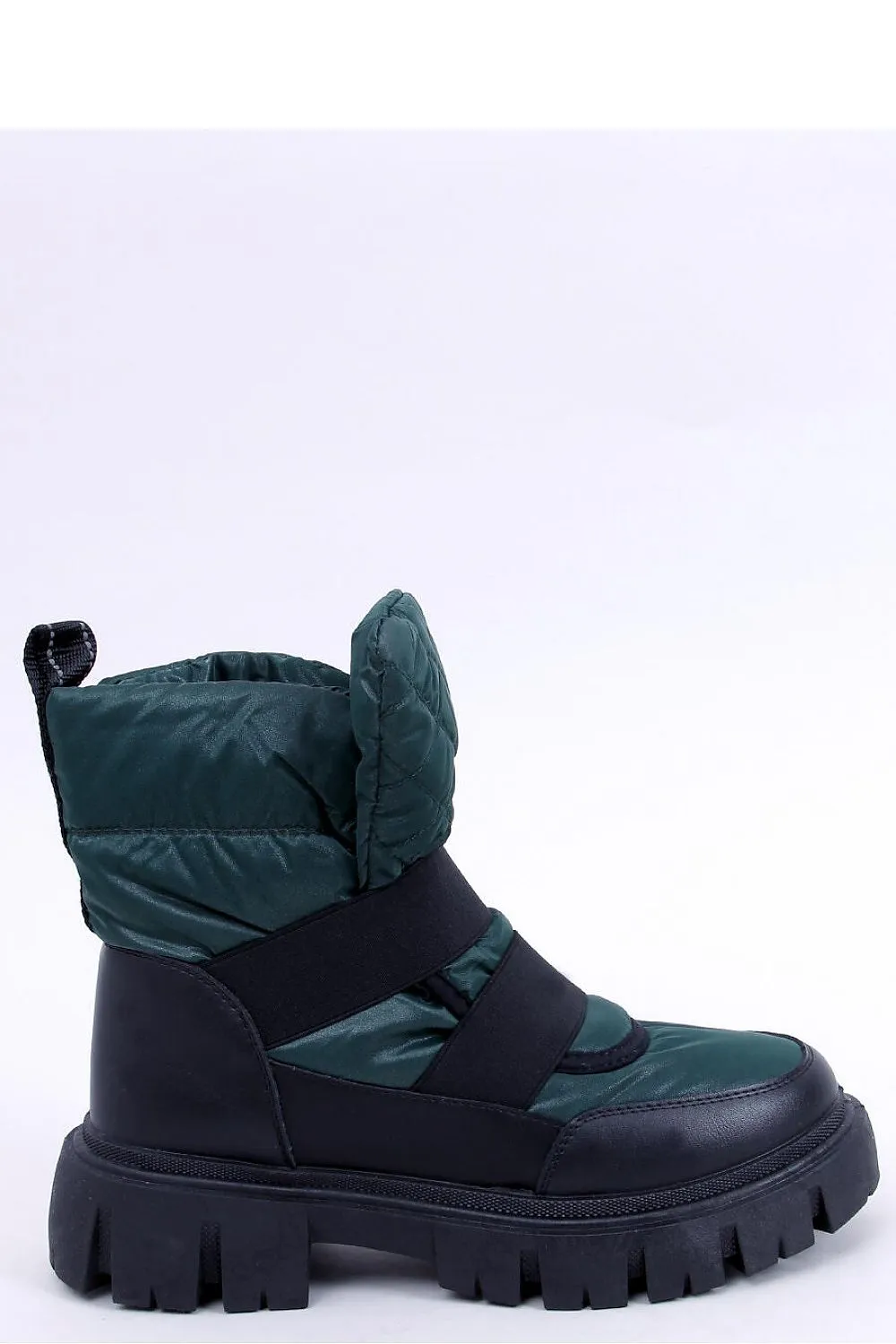 Snow boots