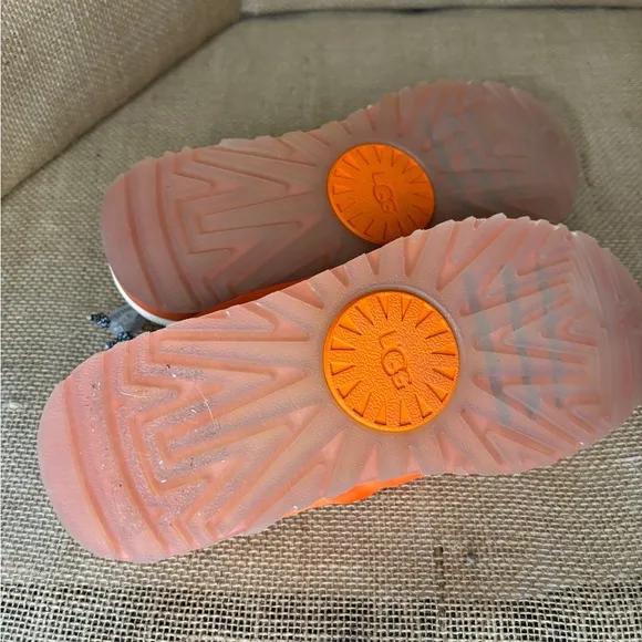 UGG  Men’s Orange Tasman X Heron Preston Slippers Loafers Men’s Size 4  1110149