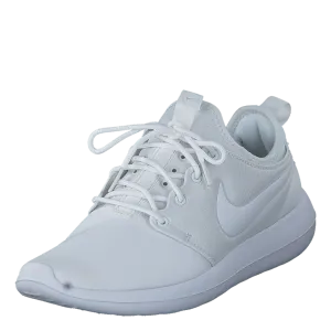W Roshe Two White/White