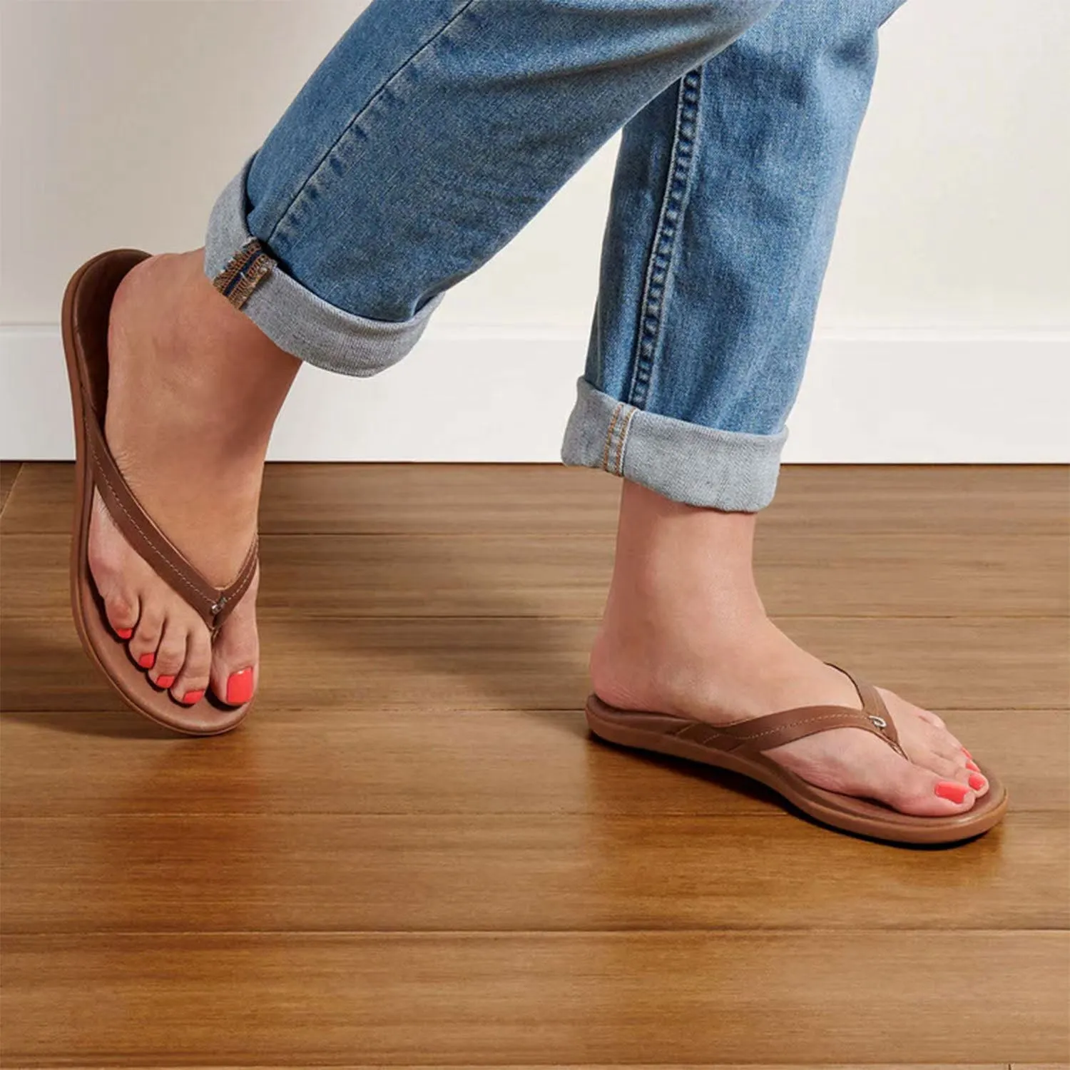 Women's Olukai Honu Tan/Tan Leather