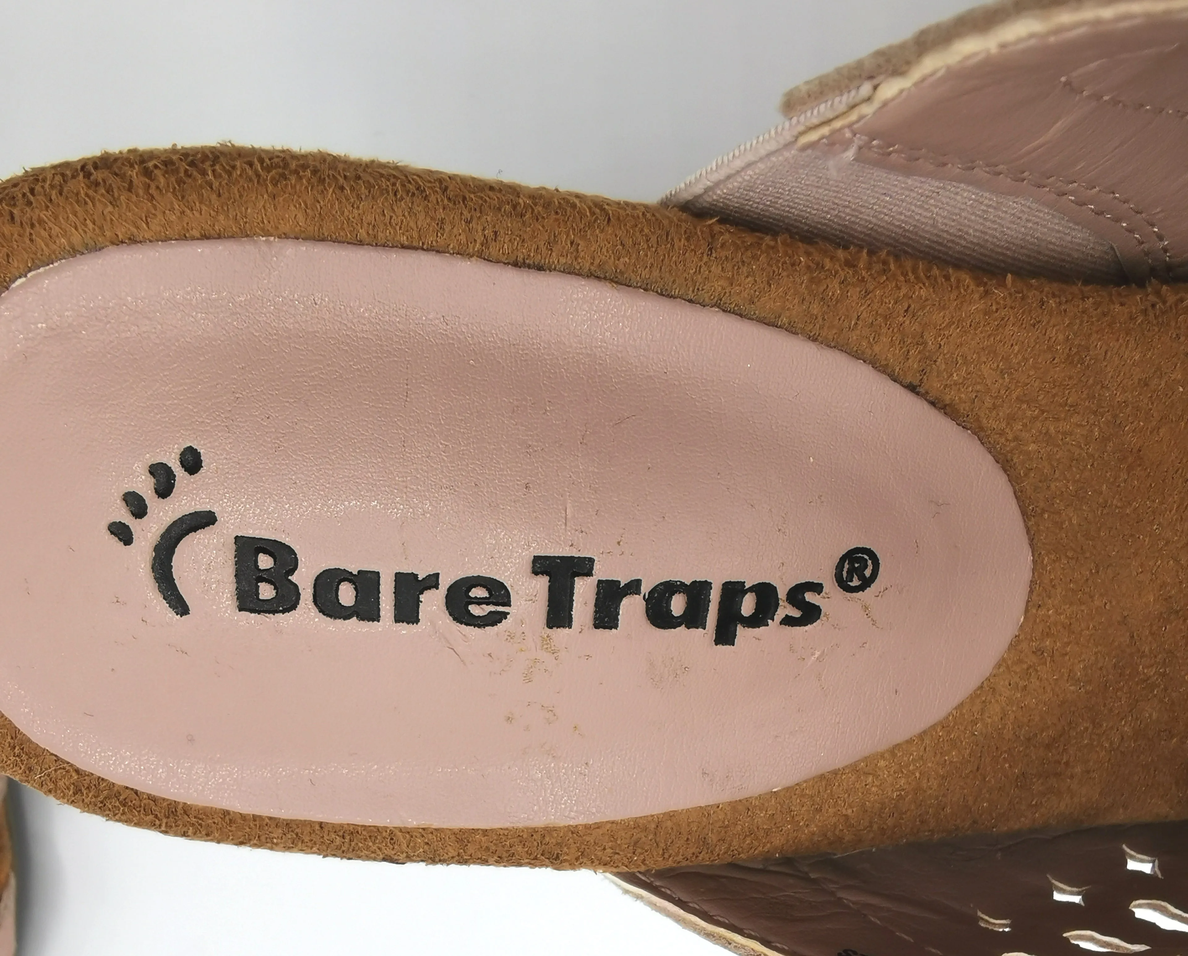 WOMENS SIZE 6.5 M - BARETRAPS, Charlisa, Light Pink, Boho Style Sandals EUC B22